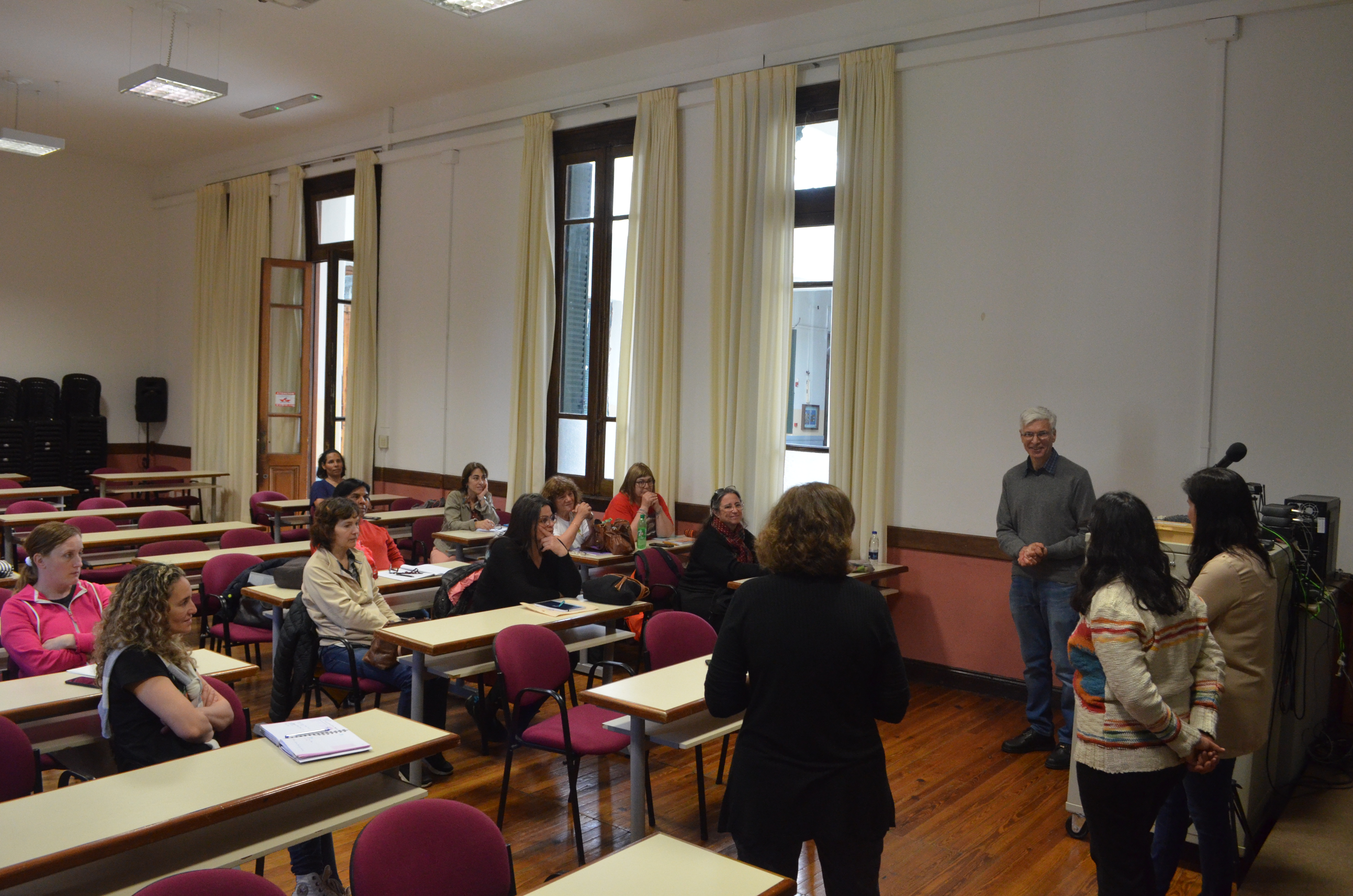 Docentes y metodología de aula taller 4