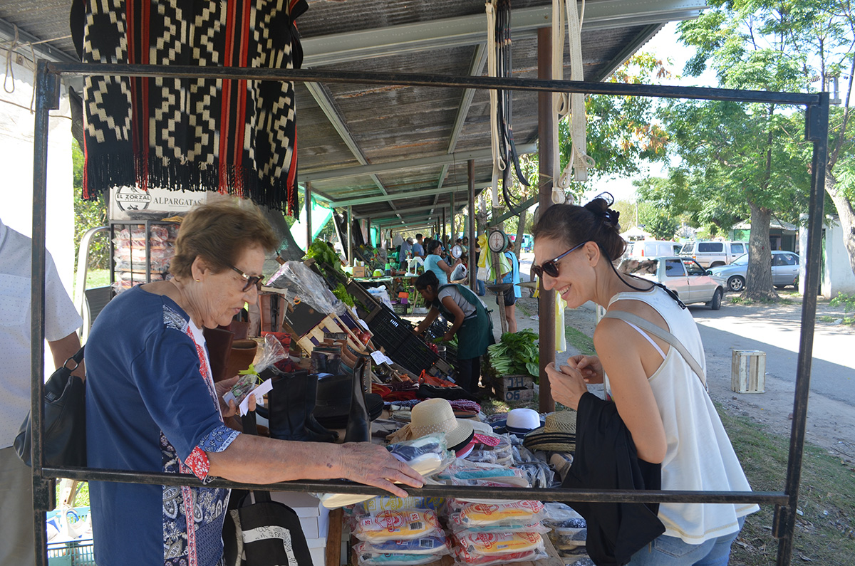 Feriantes 2 ampliar >>