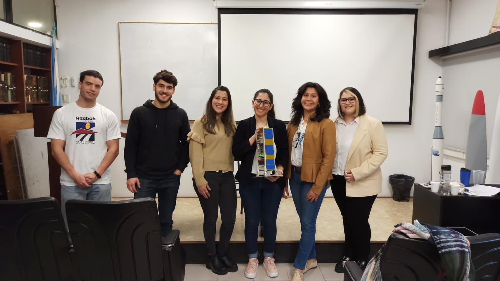 Parte del equipo del proyecto USAT I