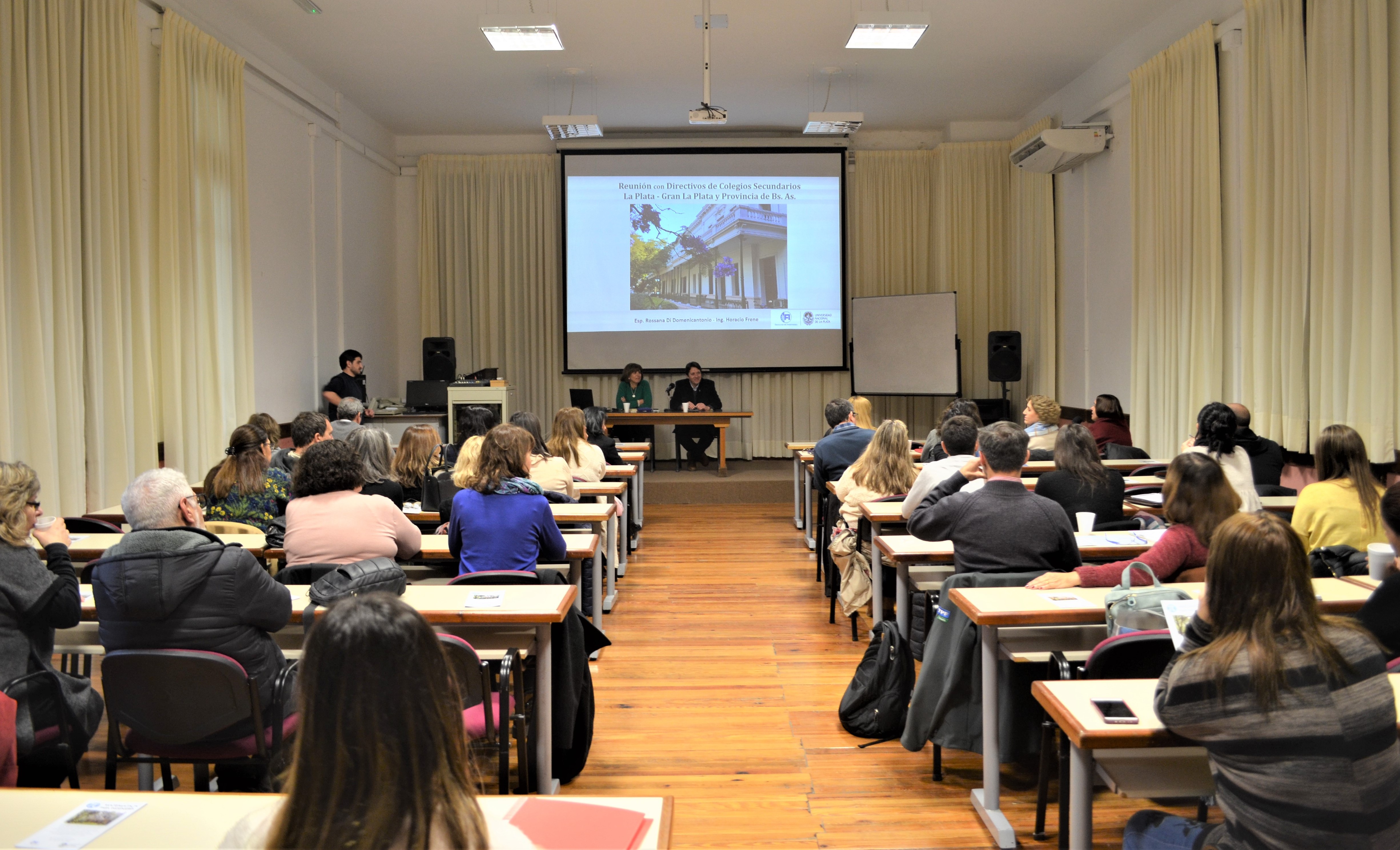Reunion con directores de colegios - Ingreso 2020